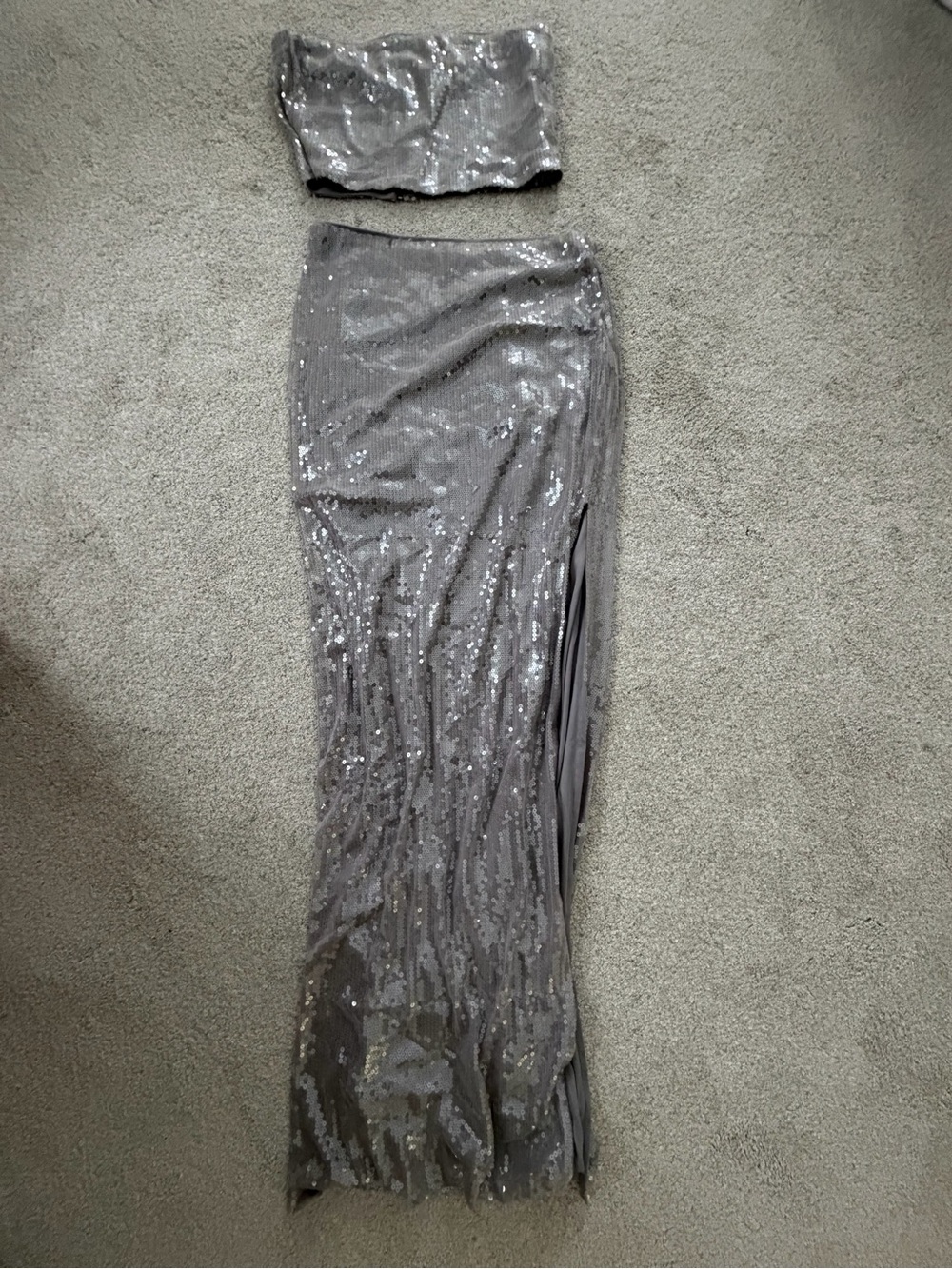 Sequin Maxi Skirt in Silver Gray set